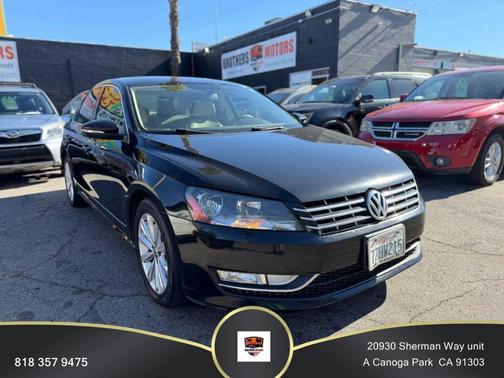 2012 Volkswagen Passat 2.5 SEL Premium