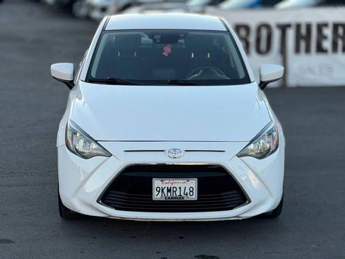 2017 Toyota Yaris iA Base