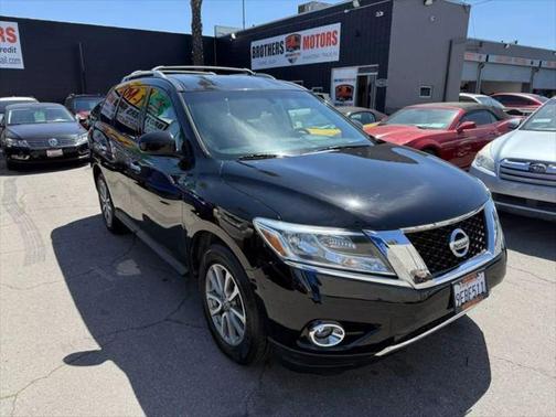 2016 Nissan Pathfinder S