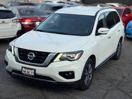 2019 Nissan Pathfinder SL