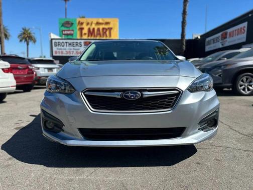 2017 Subaru Impreza 2.0i Premium