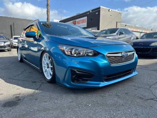 2017 Subaru Impreza 2.0i Premium