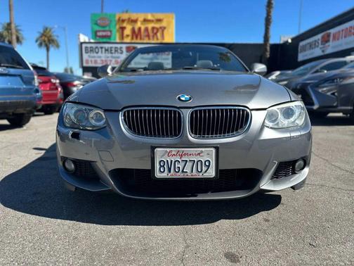 2011 BMW 328 328i Convertible 2D