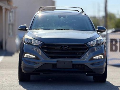 Coliseum Gray 2017 Hyundai TUCSON Limited
