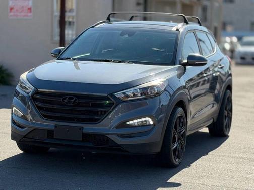 Coliseum Gray 2017 Hyundai TUCSON Limited
