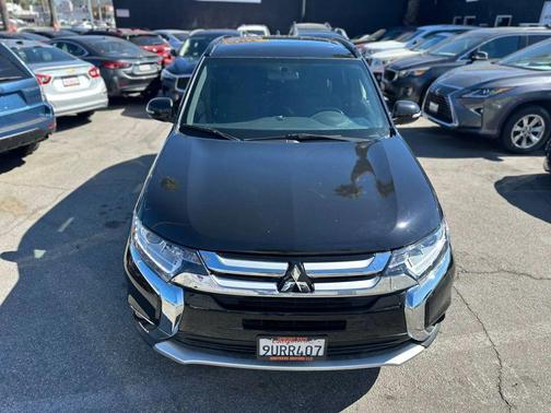 2018 Mitsubishi Outlander LE