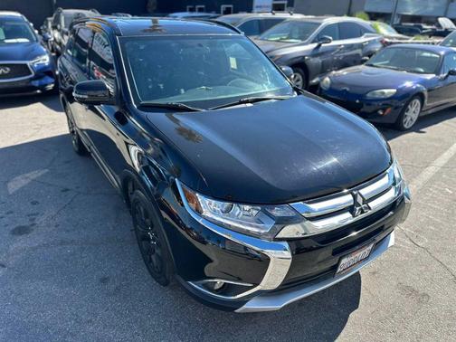 2018 Mitsubishi Outlander LE