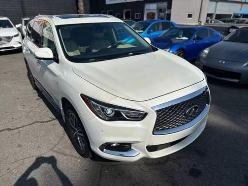 2017 INFINITI QX60 Base