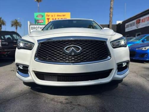 2017 INFINITI QX60 Base