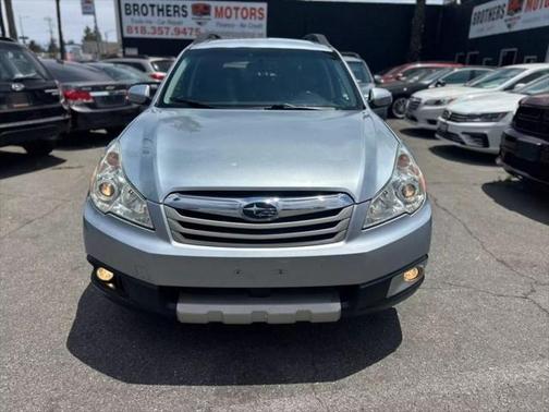 2012 Subaru Outback 2.5i Limited