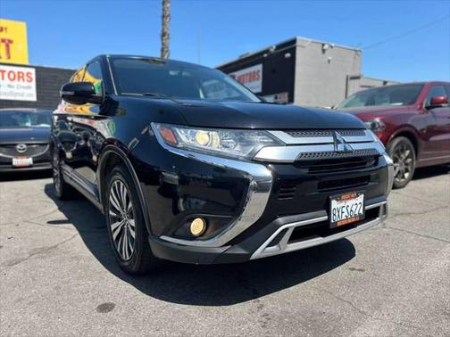 2019 Mitsubishi Outlander SE