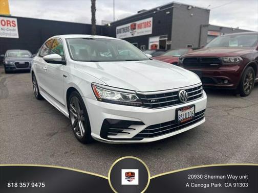 2017 Volkswagen Passat 1.8T R-Line w/Comfort