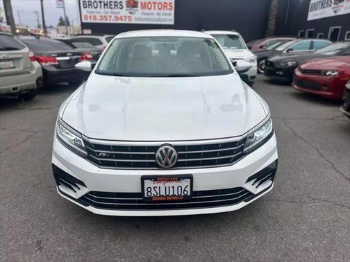 2017 Volkswagen Passat 1.8T R-Line w/Comfort