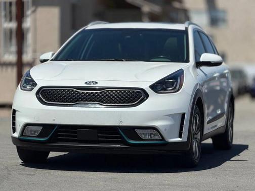 Snow White Pearl 2019 Kia Niro EX Premium