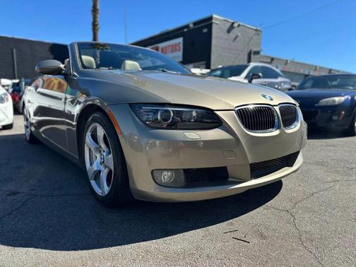 2009 BMW 328 328i Convertible 2D