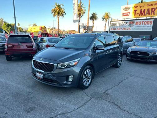2015 Kia Sedona SX