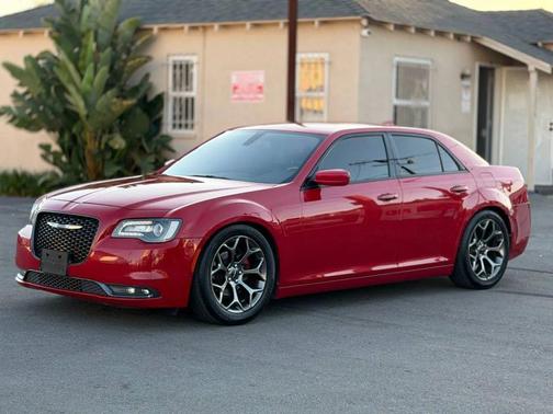 2017 Chrysler 300 S