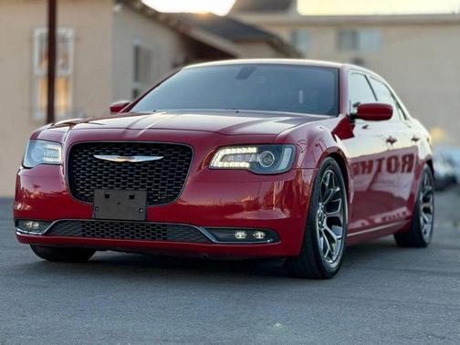 2017 Chrysler 300 S