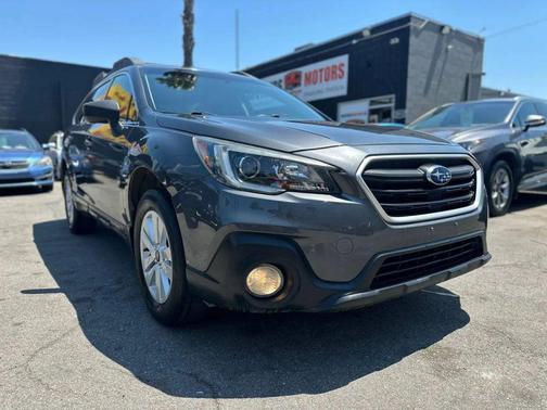 2018 Subaru Outback 2.5i