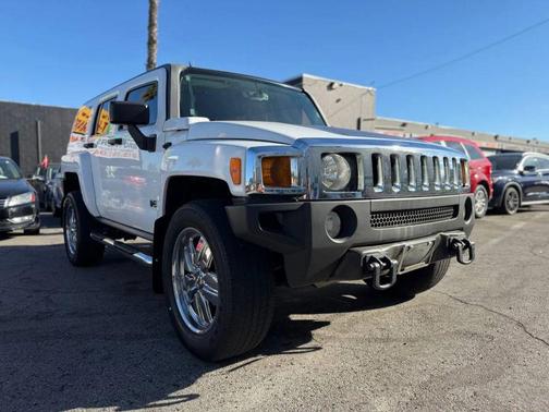 2007 Hummer H3 Base