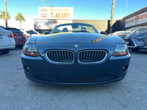 2004 BMW Z4 2.5i Roadster