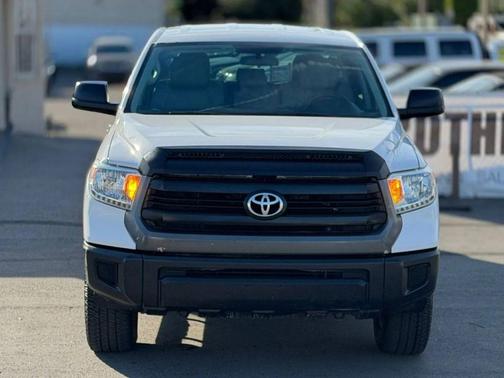 2014 Toyota Tundra SR