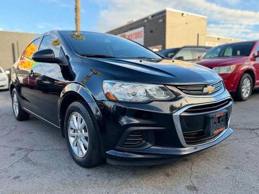 2017 Chevrolet Sonic LT