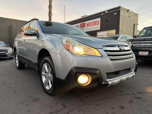 2013 Subaru Outback 2.5i Premium