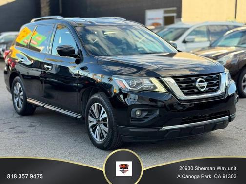 2017 Nissan Pathfinder SL