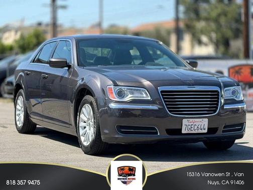 Gray 2014 Chrysler 300 S