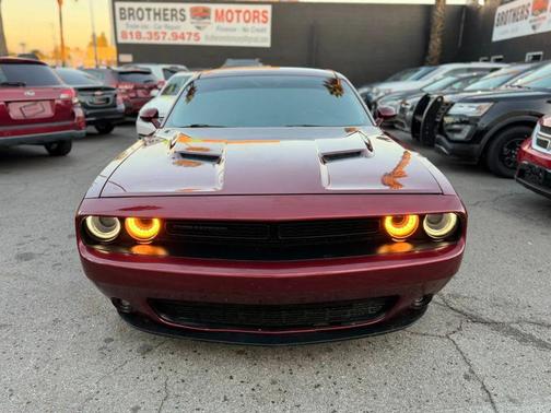 2017 Dodge Challenger SXT