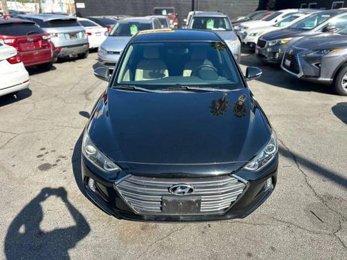 2017 Hyundai ELANTRA Limited