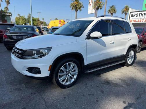2014 Volkswagen Tiguan 2.0T SE 4MOTION