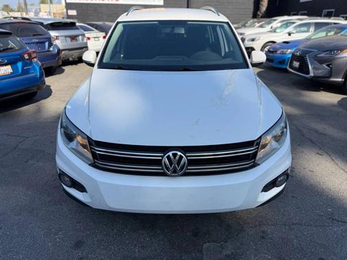 2014 Volkswagen Tiguan 2.0T SE 4MOTION