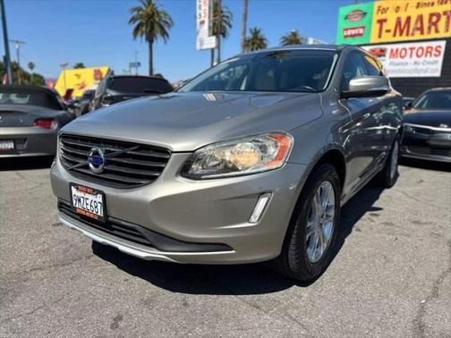 2015 Volvo XC60 T5 Premier