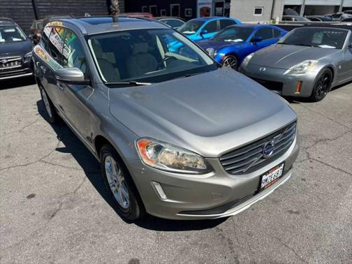 2015 Volvo XC60 T5 Premier