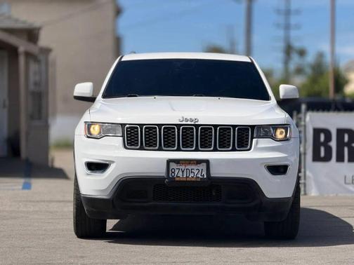 2019 Jeep Grand Cherokee Laredo