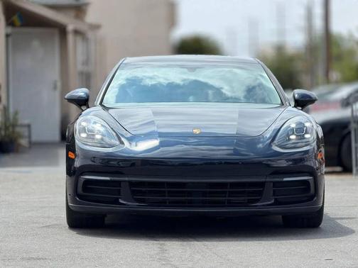 Blue 2018 Porsche Panamera 4