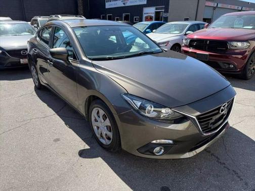 2014 Mazda Mazda3 i Sport
