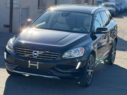 2015 Volvo XC60 T5 Premier