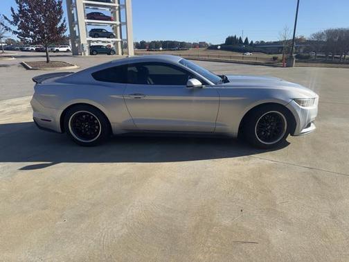 2015 Ford Mustang EcoBoost Premium