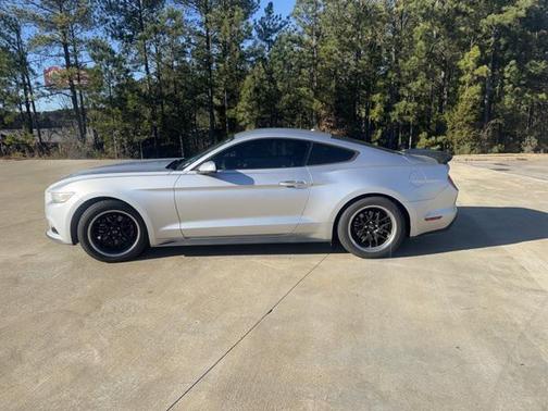 2015 Ford Mustang EcoBoost Premium