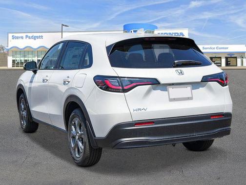 Platinum White Pearl 2027 Honda HR-V LX