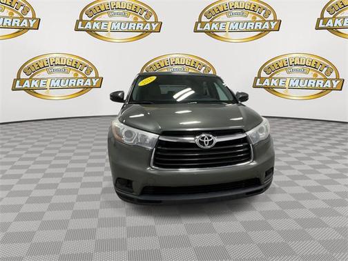 2016 Toyota Highlander LE