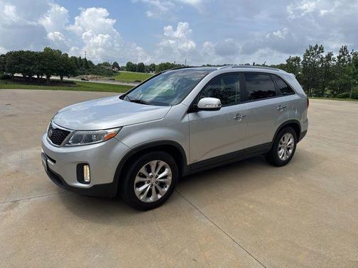 Bright Silver 2015 Kia Sorento EX
