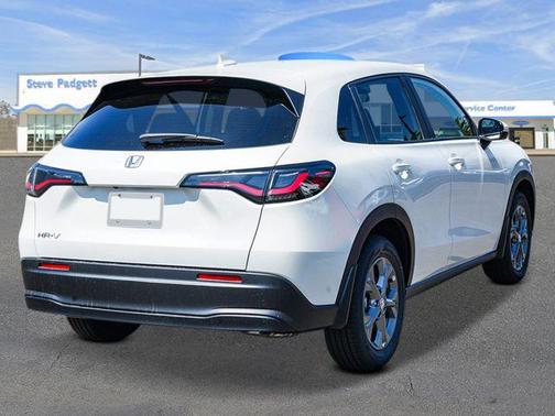 Platinum White Pearl 2027 Honda HR-V LX