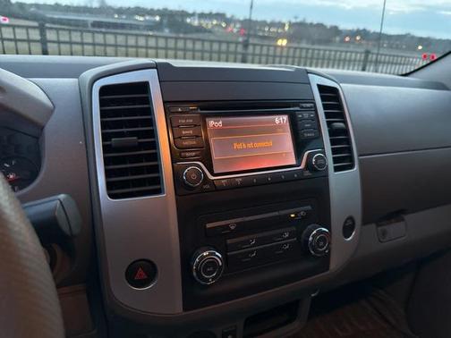 2015 Nissan Frontier SV