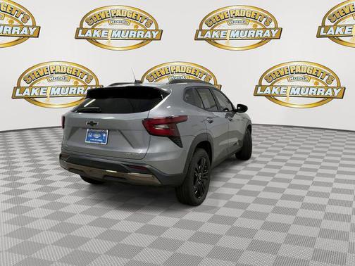 Sterling Gray Metallic 2025 Chevrolet Trax FWD ACTIV