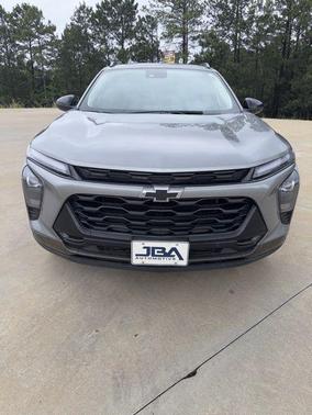Sterling Gray Metallic 2025 Chevrolet Trax FWD ACTIV