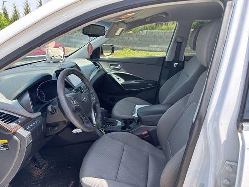 Frost White Pearl 2017 Hyundai Santa Fe Sport 2.4L